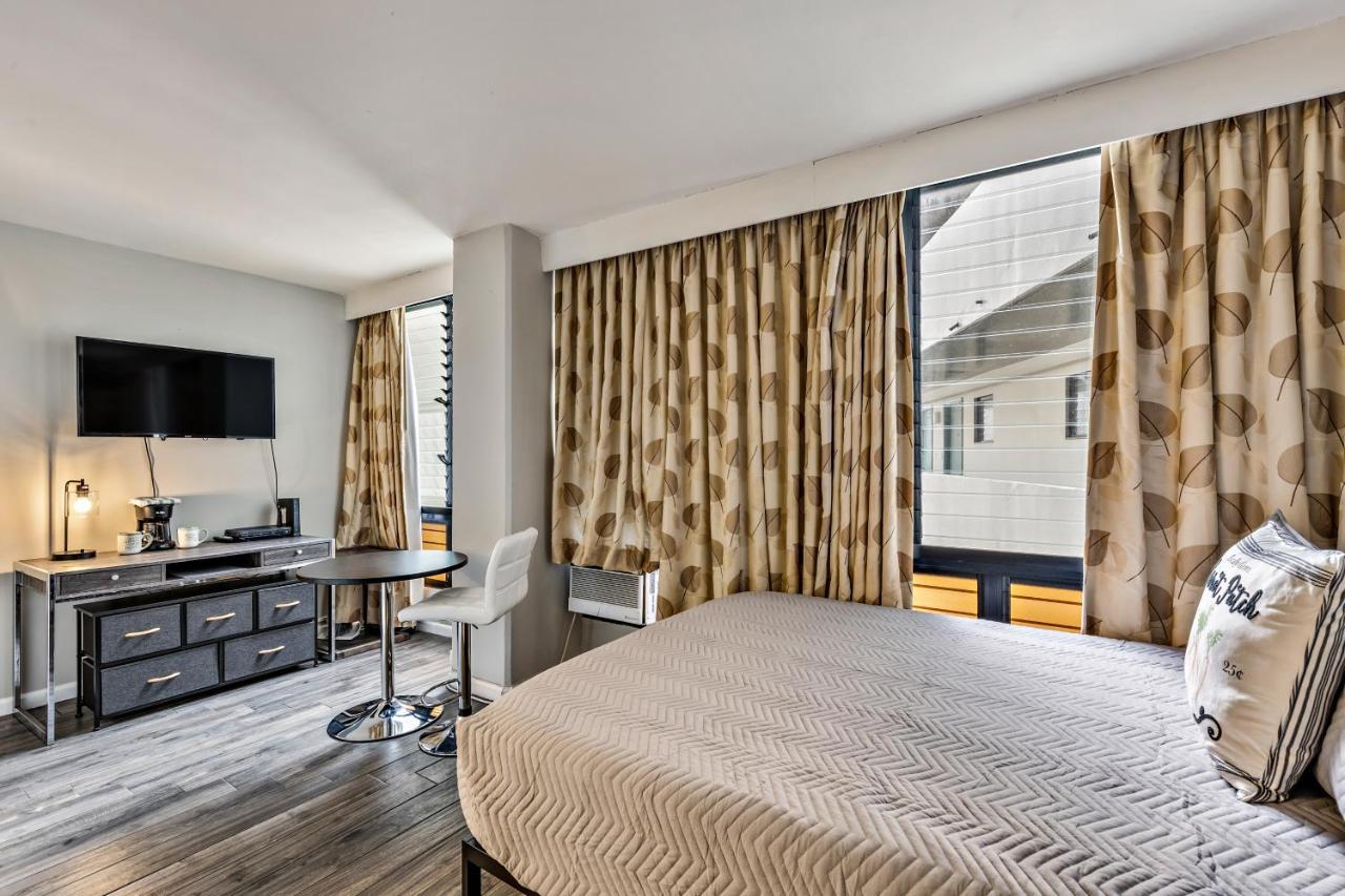 Inviting Waikiki Grand Hotel Room One Block To Beach! Гонолулу Экстерьер фото