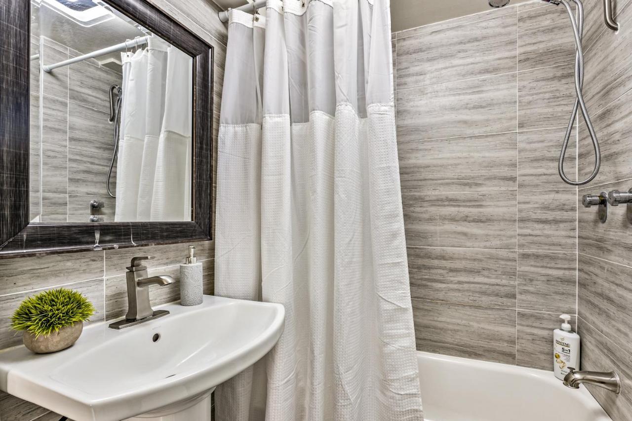 Inviting Waikiki Grand Hotel Room One Block To Beach! Гонолулу Экстерьер фото
